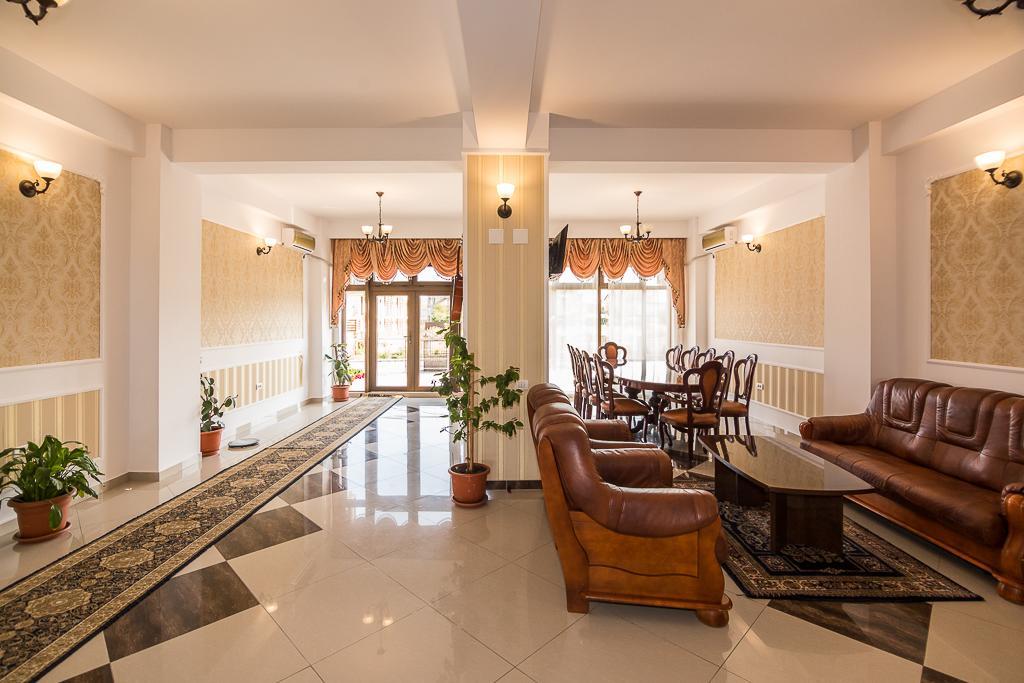 Lucas Hotel Costinesti Exterior photo